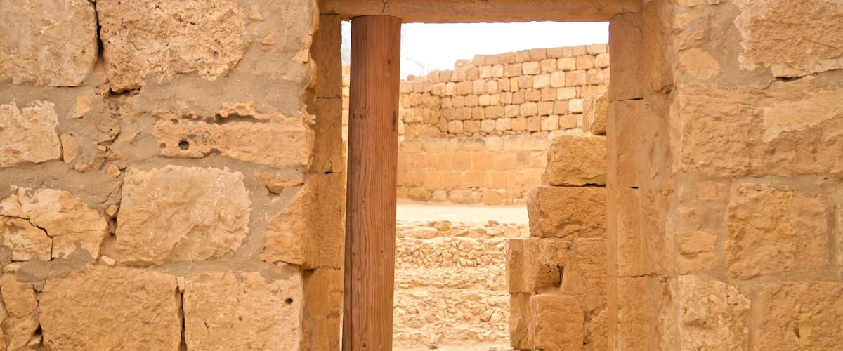 Mamshit National Park showing heritage elements