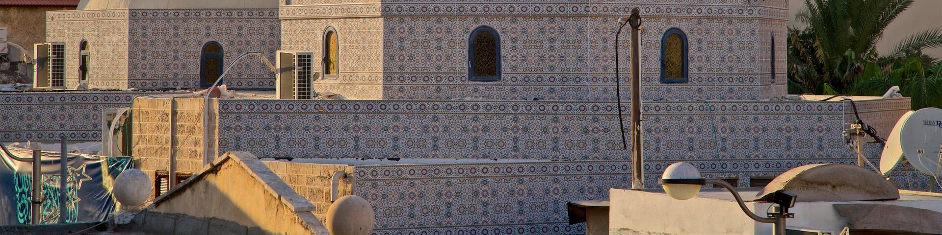 Mahmoudiya Mosque showing heritage architecture