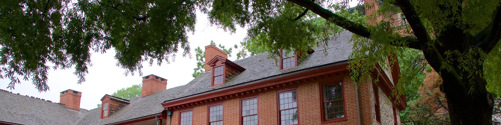Old Barracks Museum