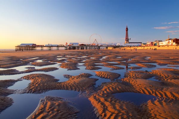 Central Beach showing general coastal views, landscape views and a sunset