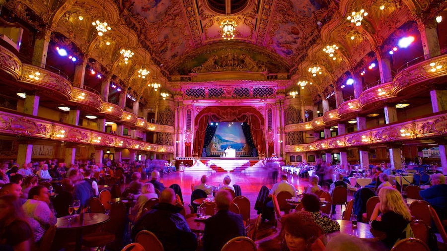 Salón de baile Blackpool Tower mostrando arte escénica, vistas interiores y escenas de teatro