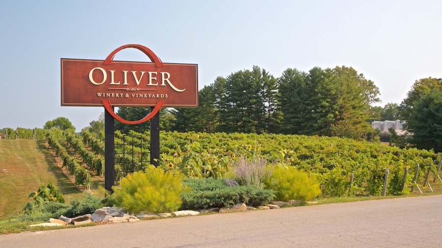 Oliver Winery og byder på skiltning og landbrugsområde