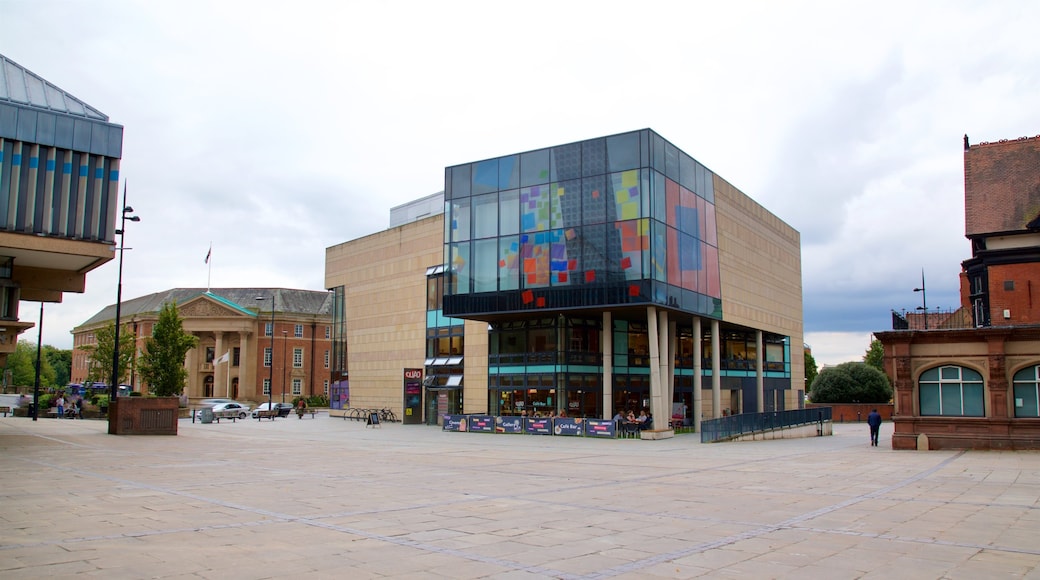 Quad featuring a square or plaza, a city and modern architecture