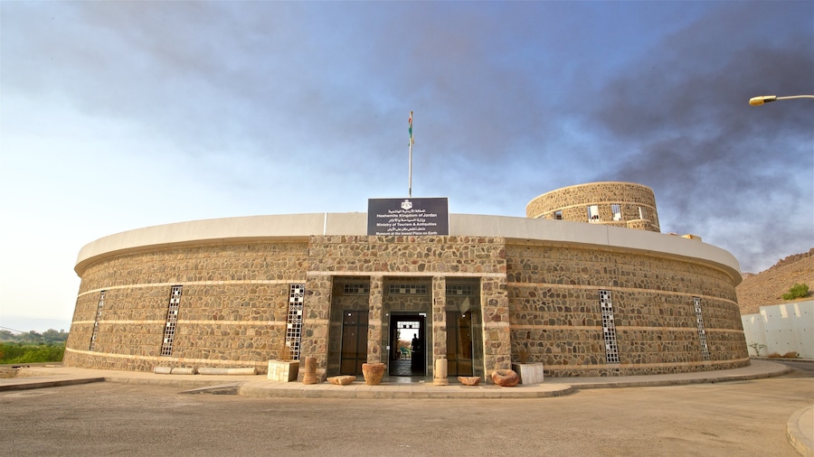 Gawr as-Safi which includes modern architecture
