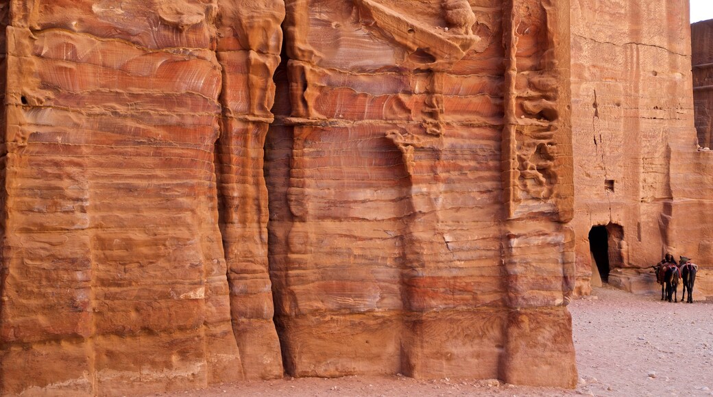 Street of Facades which includes a gorge or canyon