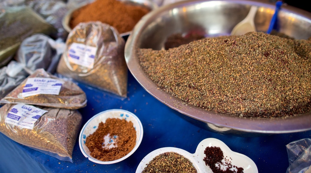 Souk Jara showing food