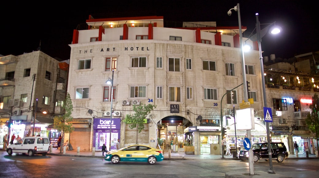 Amman showing night scenes