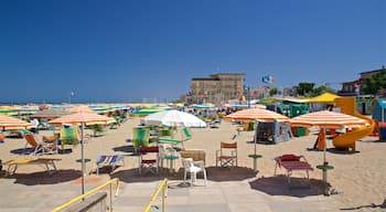 Viserbella mettant en vedette plage de sable et vues littorales