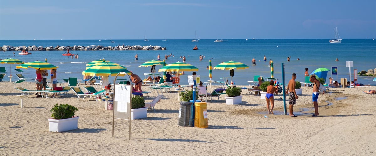 Rivabella welches beinhaltet Schwimmen, allgemeine Küstenansicht und Strand