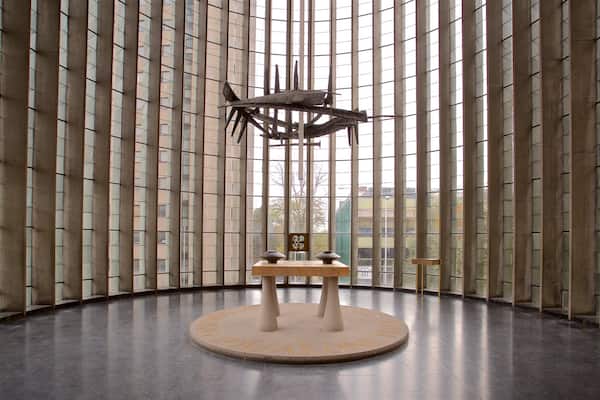 Coventry montrant art et vues intérieures