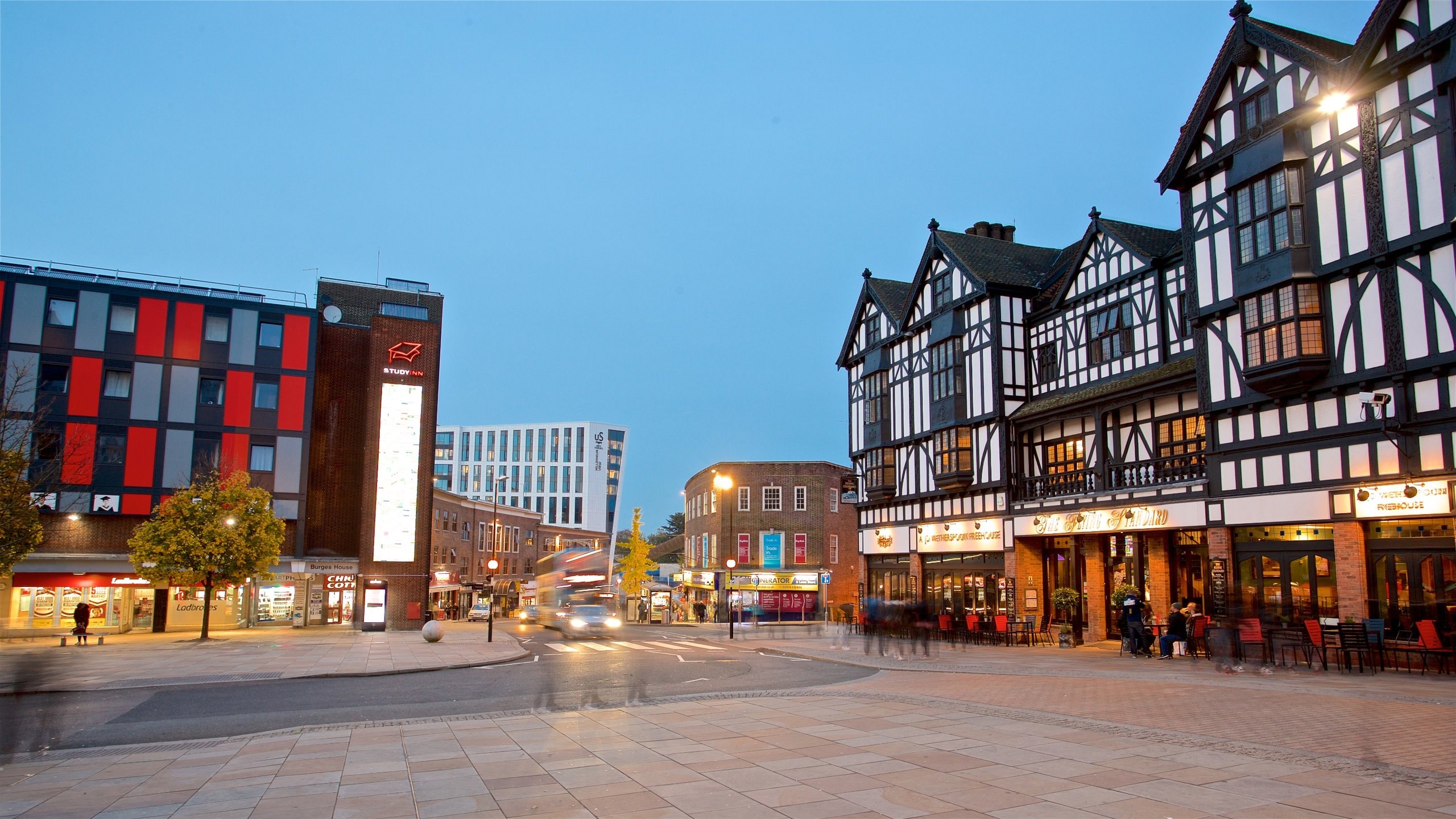 Coventry showing a square or plaza and night scenes
