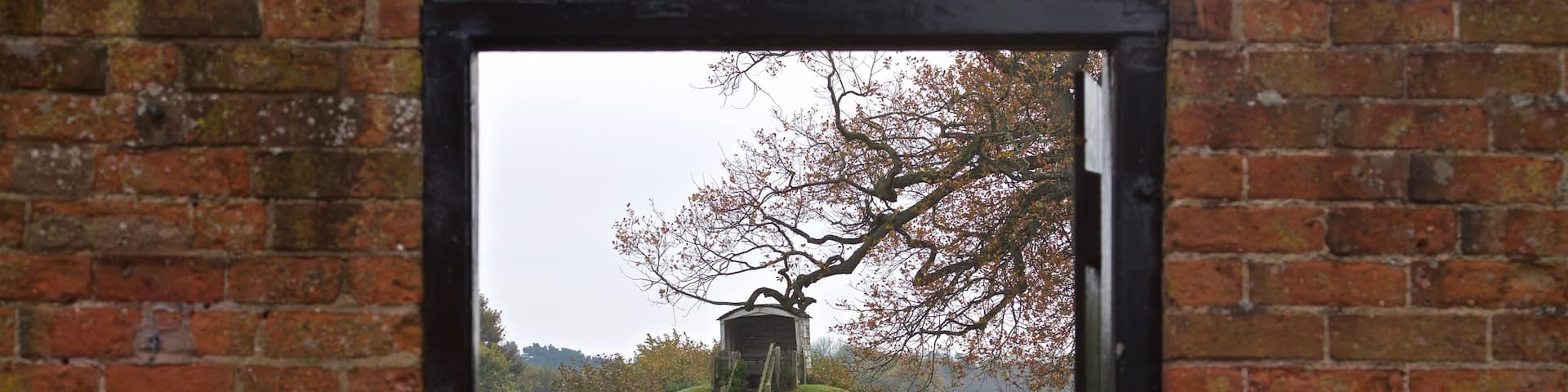 Boscobel House featuring a garden and interior views