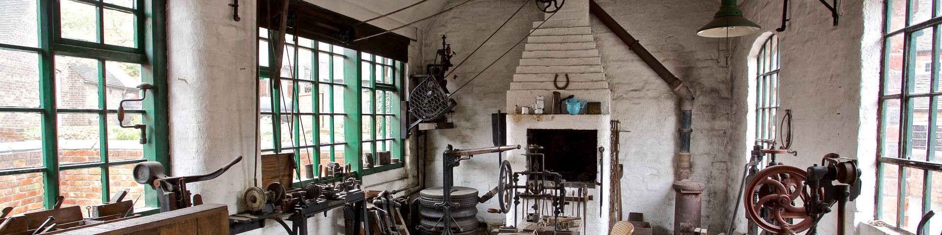 Blists Hill showing interior views