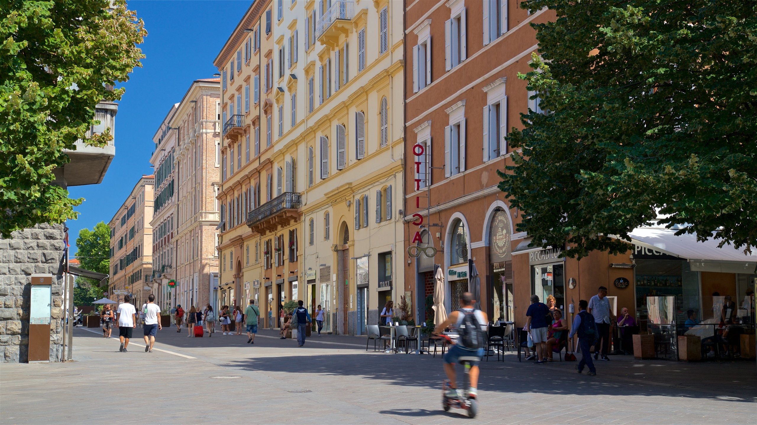 Visit Ancona: 2026 Travel Guide for Ancona, Marche | Expedia, image size:2560x1440