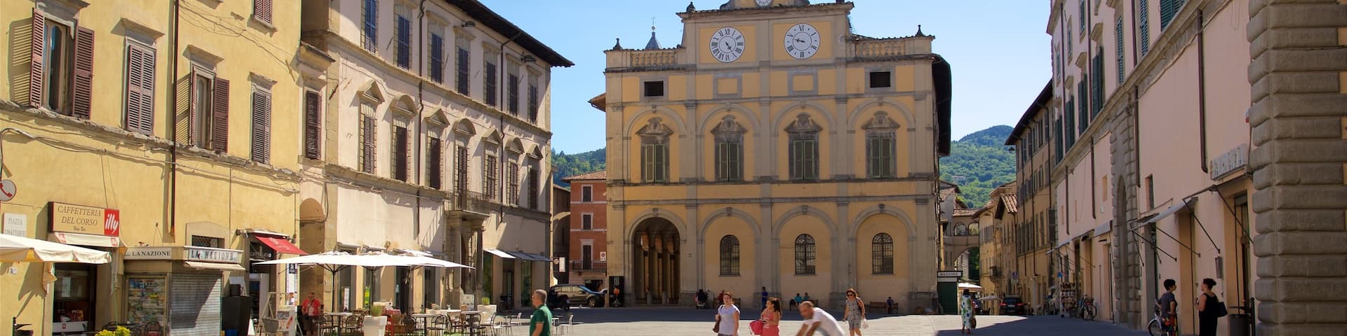 Citta di Castello featuring street scenes, a square or plaza and heritage architecture