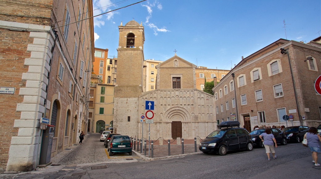 Ăglise de Santa Maria della Piazza