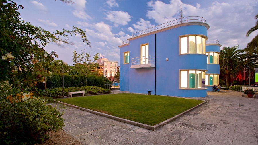 Palazzina Azzurra mettant en vedette maison