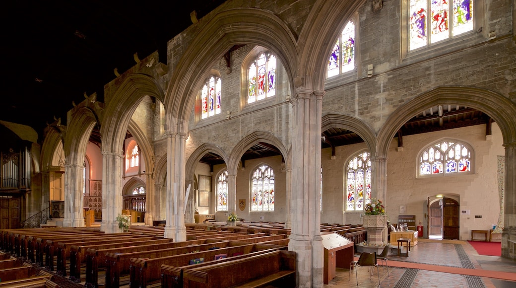 Newbury showing a church or cathedral, heritage elements and interior views