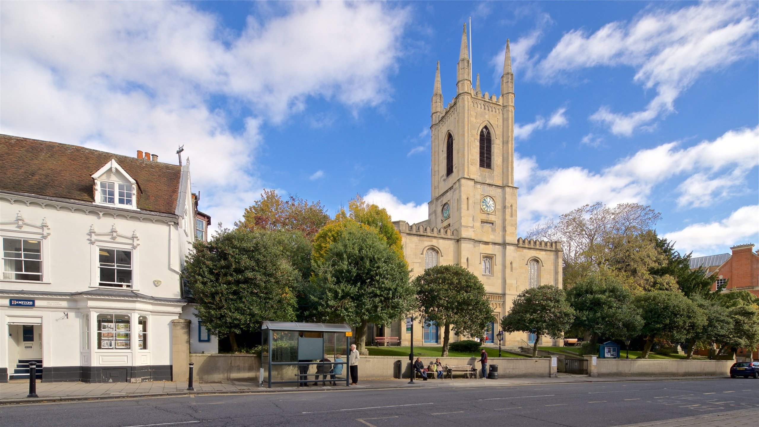 Windsor which includes a church or cathedral and heritage architecture