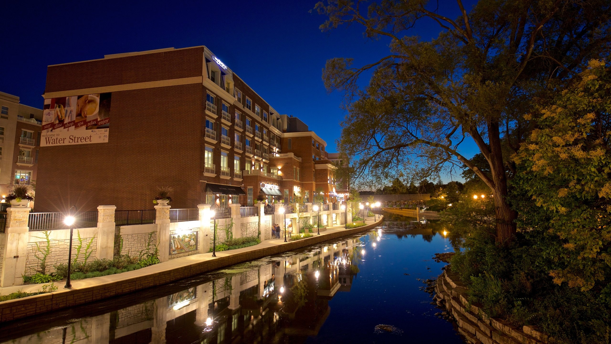 Top Hotels in Naperville from $40 (FREE cancellation on select hotels