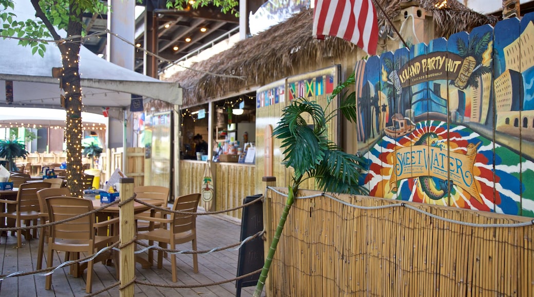 Chicago Riverwalk showing a beach bar and outdoor art