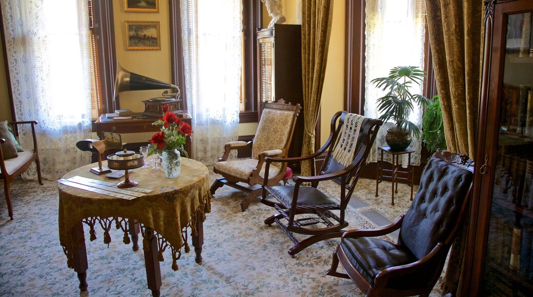 Naper Settlement Museum showing a house, interior views and heritage elements