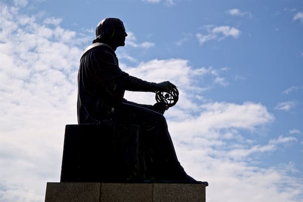 Copernicus Statue montrant statue ou sculpture