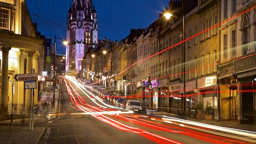 Wills Memorial Building showing heritage elements, night scenes and a city