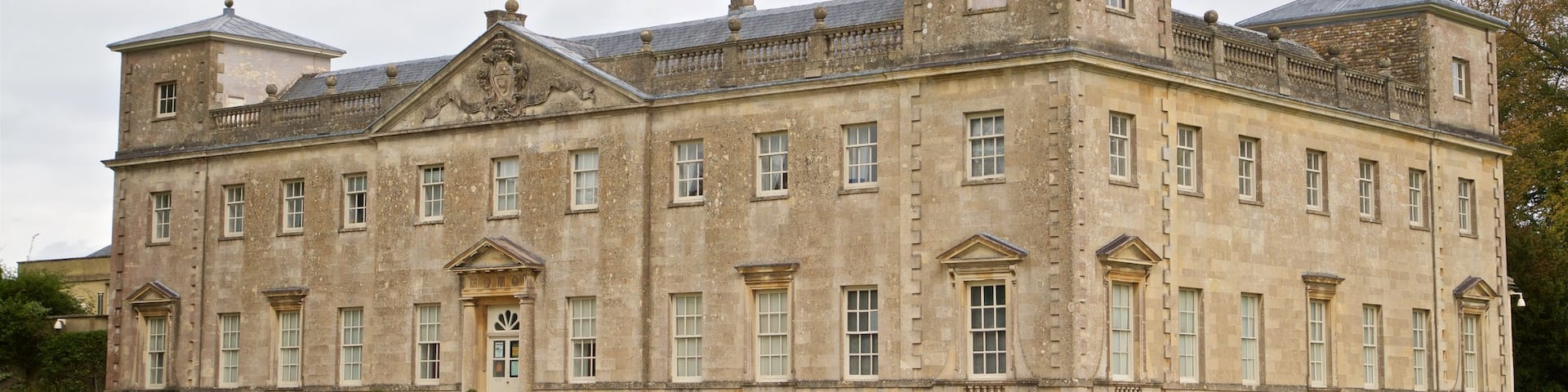 Lydiard Tregoze which includes a house and heritage architecture