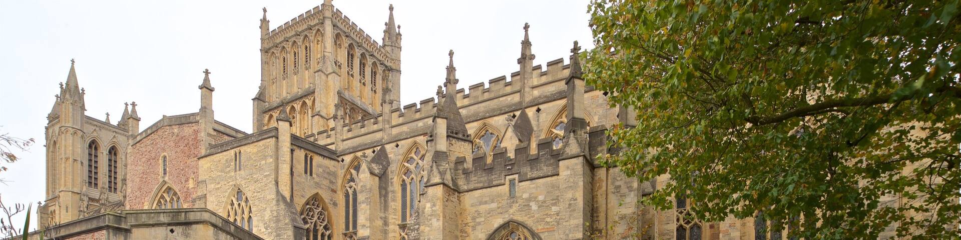 Bristol Cathedral which includes heritage architecture and a church or cathedral