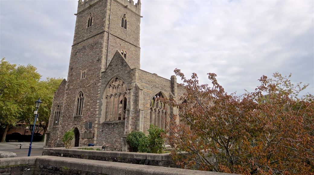 Castle Park which includes heritage architecture