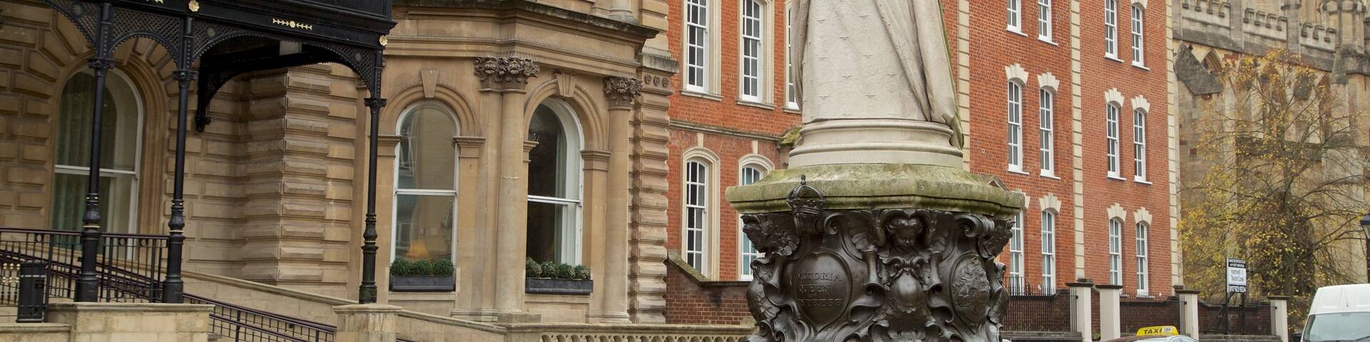 Queen Victoria\'s Statue featuring heritage elements and a statue or sculpture