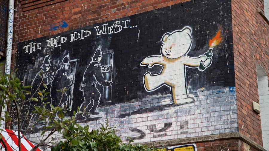 Banksy Graffiti Mild Mild West