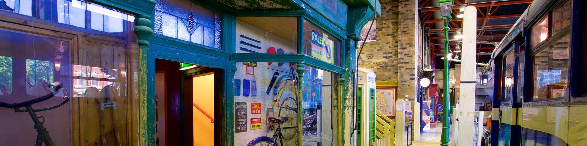 Streetlife Museum of Transport which includes interior views