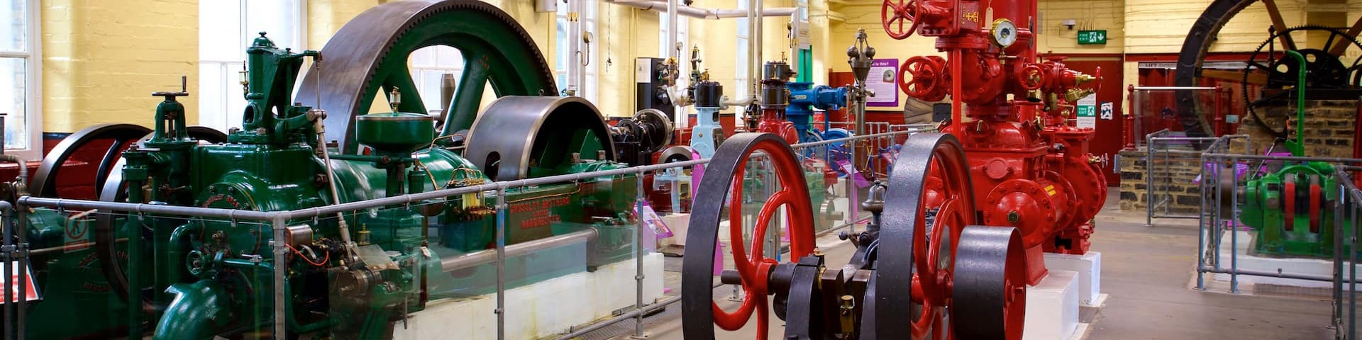 Bradford Industrial Museum welches beinhaltet Geschichtliches und Innenansichten