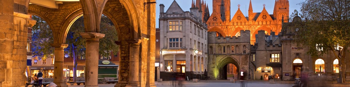 peterborough post office hours