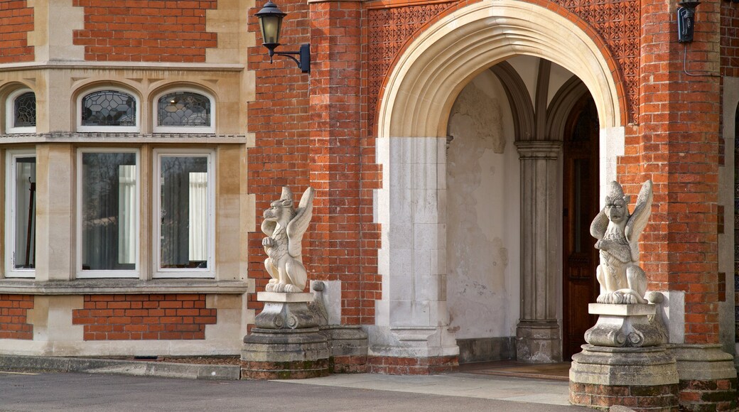 Bletchley Park showing heritage elements