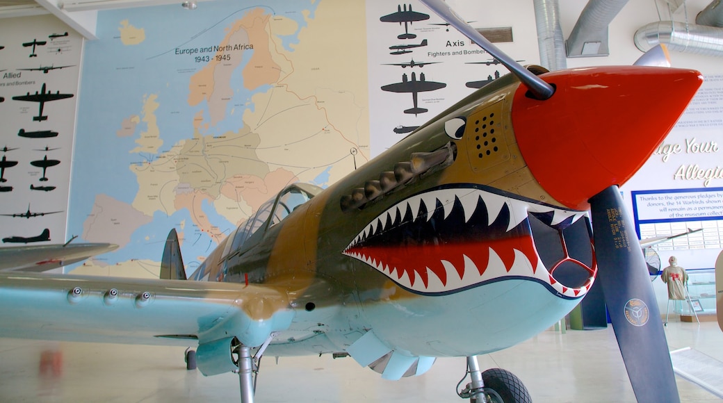 Palm Springs Air Museum showing interior views