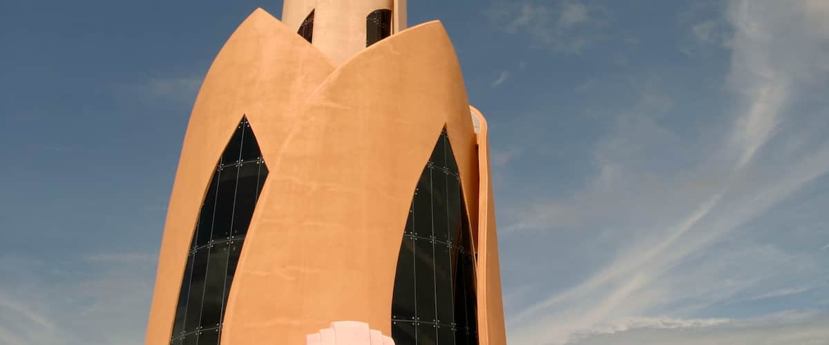 Nha Trang showing modern architecture