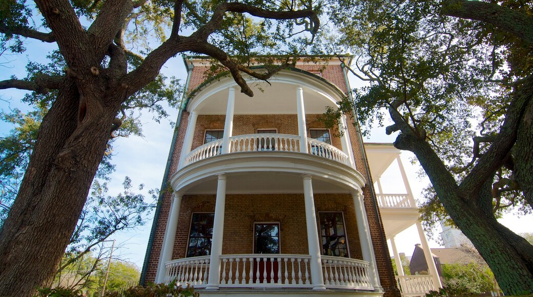 Joseph Manigault House que inclui uma casa