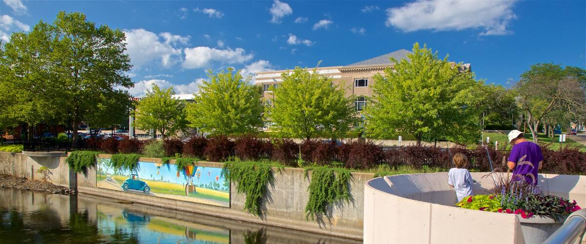 Battle Creek que incluye vistas, un río o arroyo y arte al aire libre