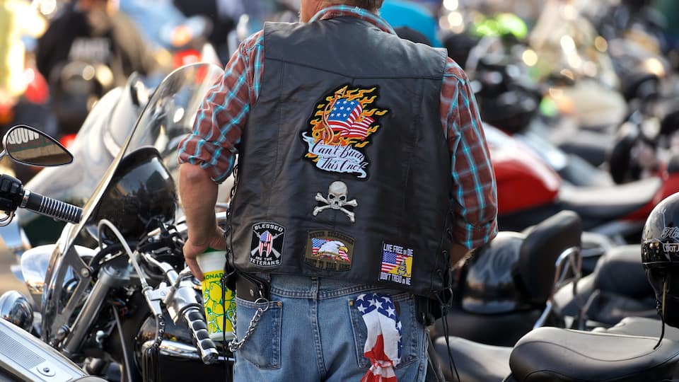 Muskegon que incluye paseos en moto y también un hombre
