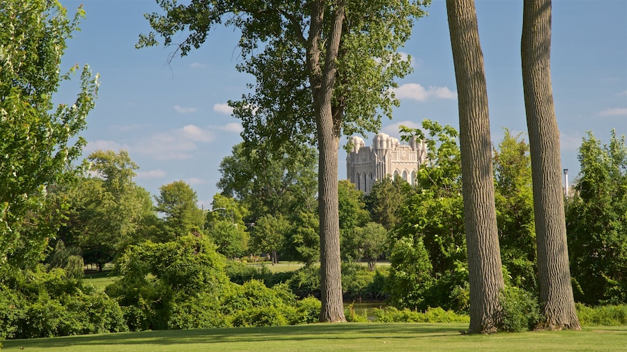 Ojibway Island bevat een tuin
