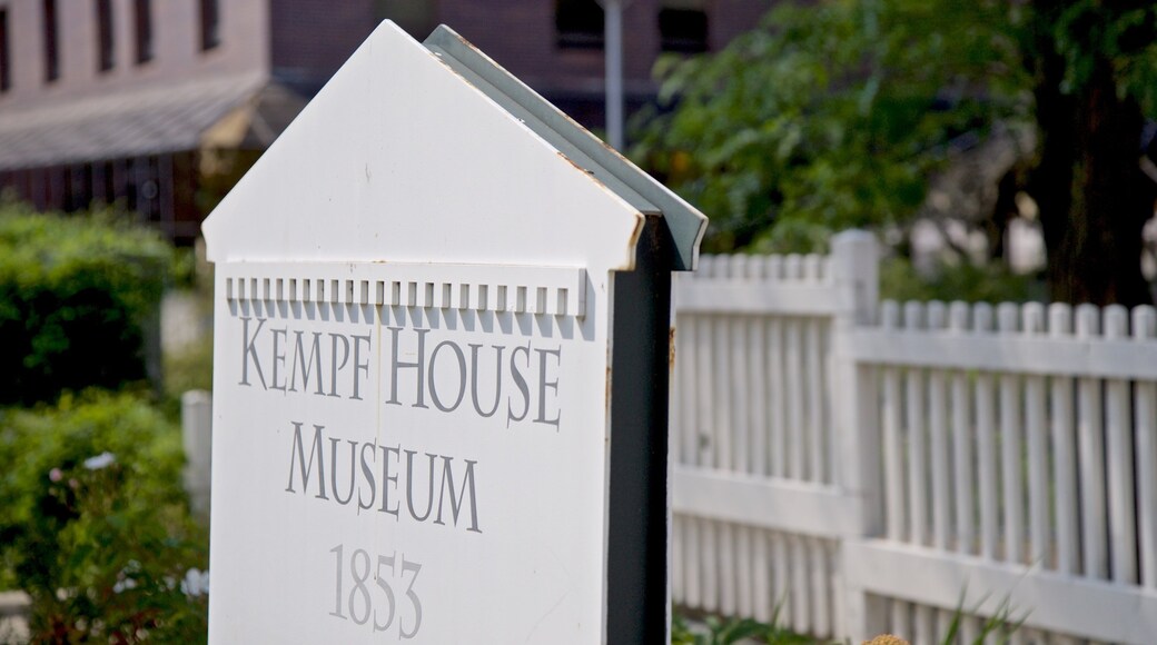 Kempf House which includes signage