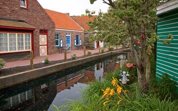 Visit Dutch Village in Holland | Expedia