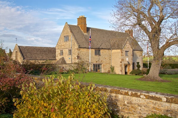 Sulgrave Manor mettant en vedette petite ville ou village