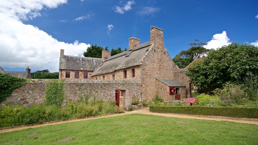 Hamptonne Country Life Museum which includes a garden, heritage elements and a house