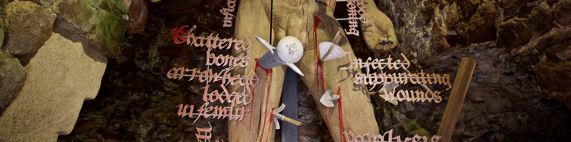 Mont Orgueil Castle showing art