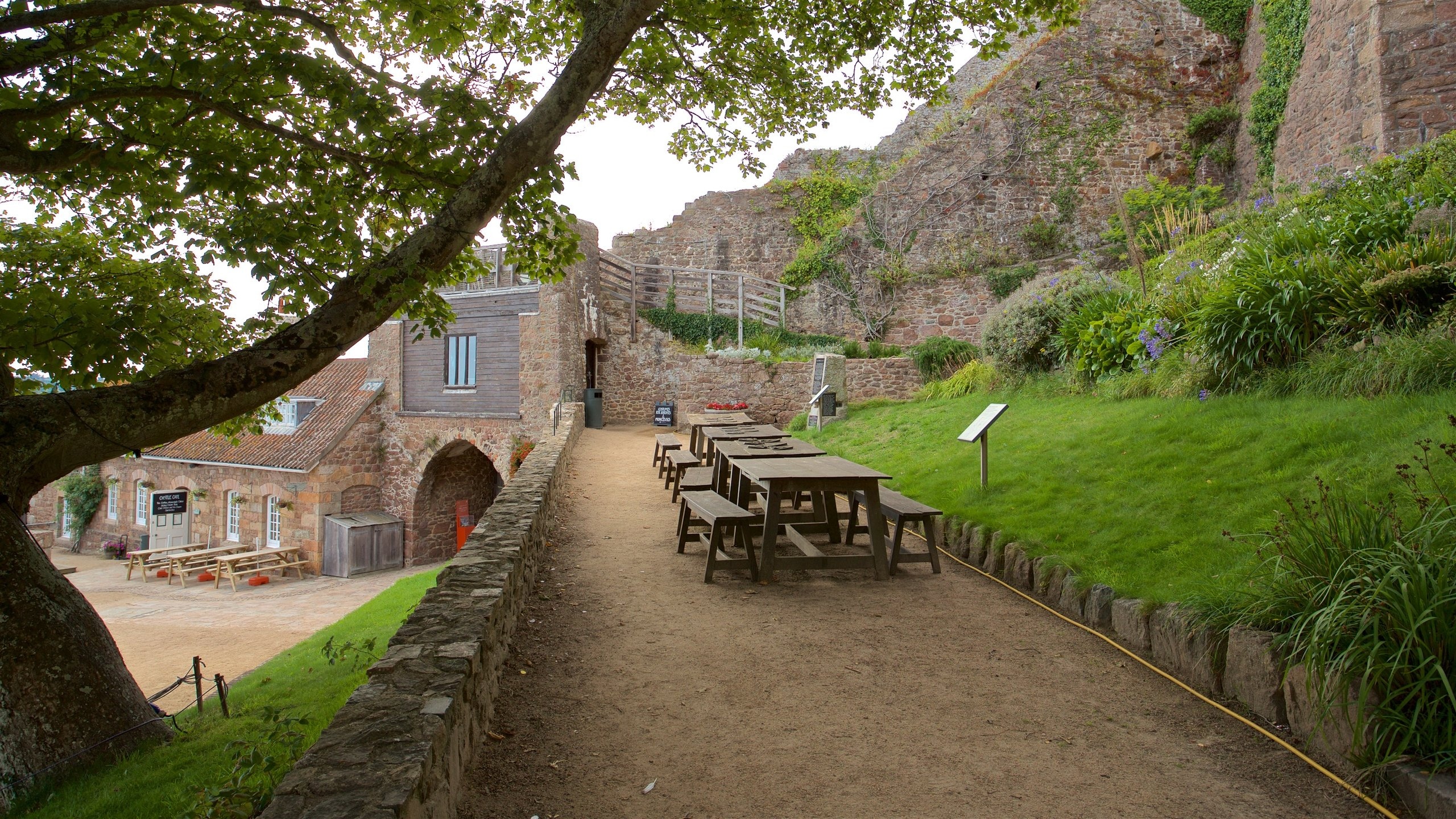 Mont Orgueil Castle in Saint Martin Touren und Aktivitäten Expedia.de