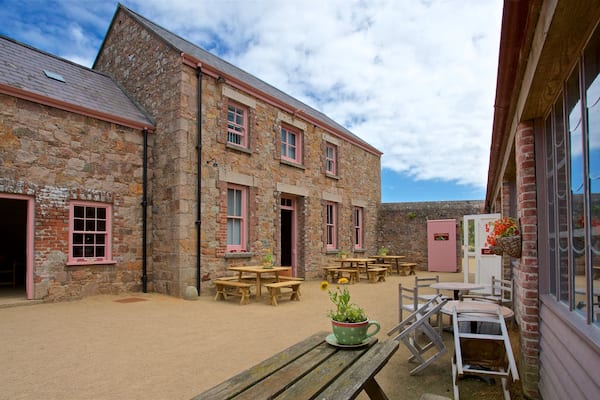 Hamptonne Country Life Museum featuring heritage elements and a small town or village